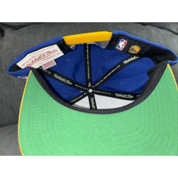 Golden State Warriors NBA Mitchell and Ness Snapback Hat Cap - Picture 5 of 5